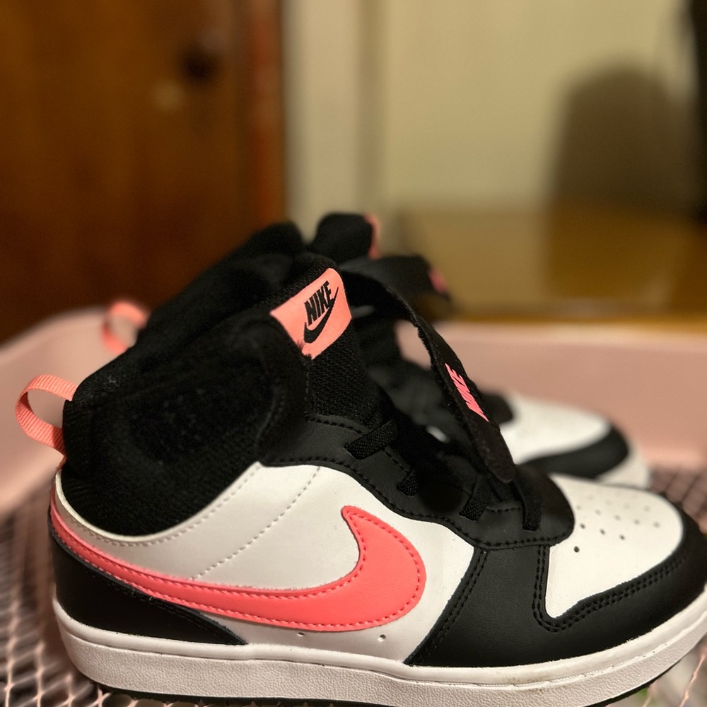 Nike Kids Sneakers Black and Pink
